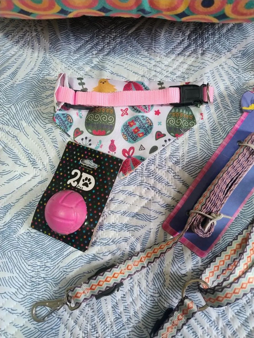 Cama + coleira+ brinquedo pra caes - Foto 5