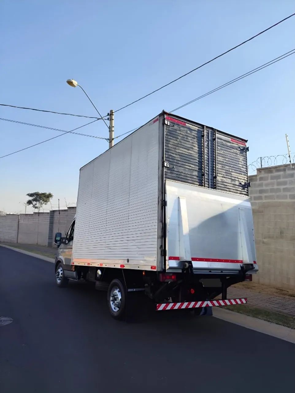 Iveco daily 35s14 baú  - Foto 4