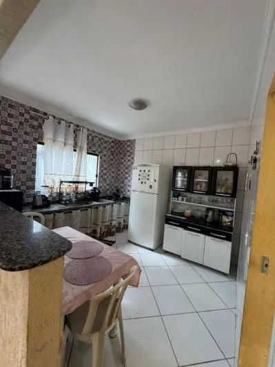 Sobrado 2 qtos + casa de fundo 2 qtos - Foto 4
