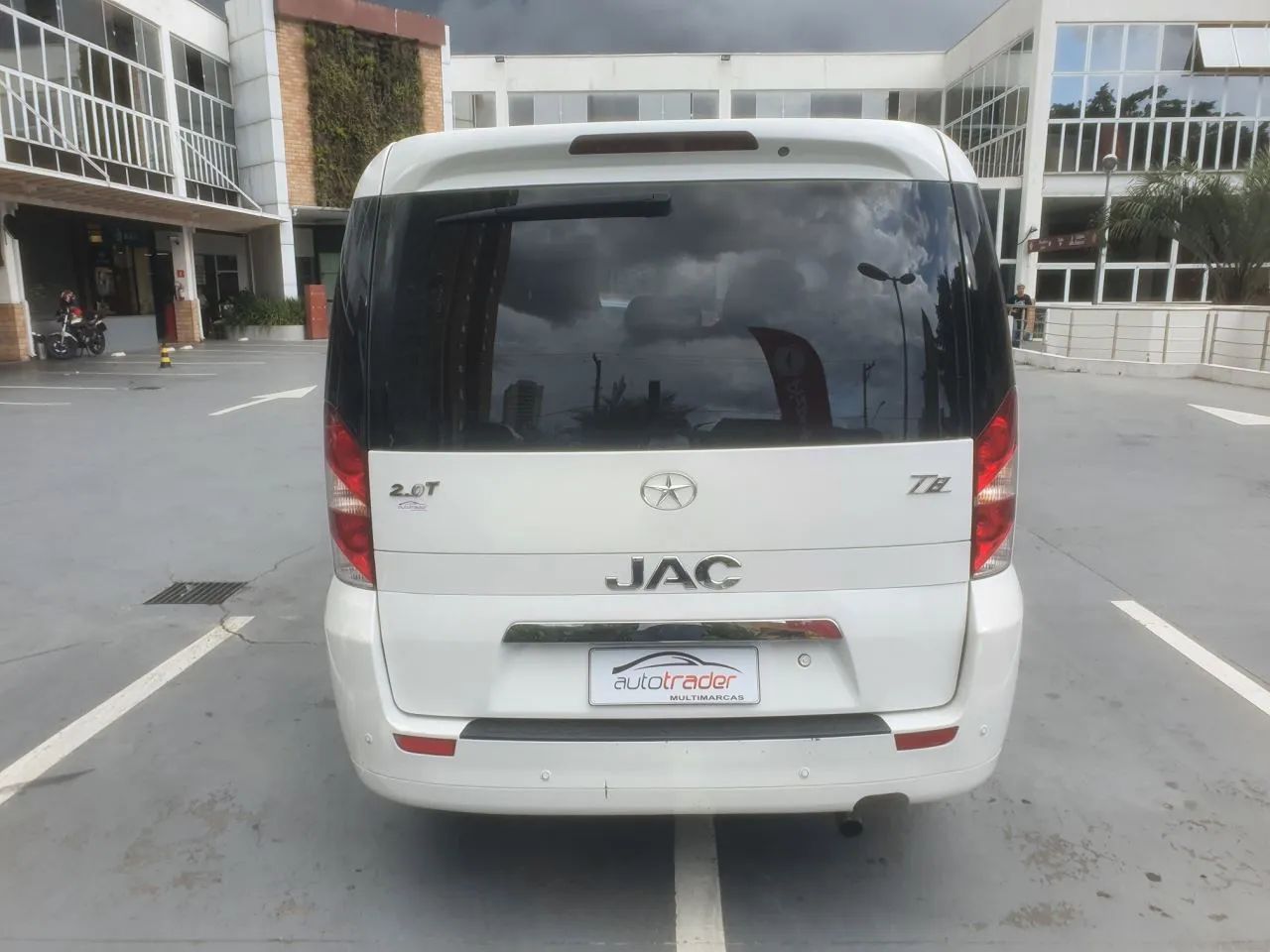 JAC T8 2.0 16V 5P Mec. 2014 - Foto 5
