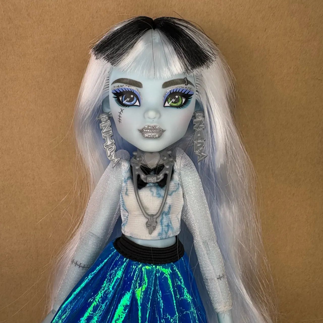 Boneca Frankie Stein Skulltimates Secrets Monster High  - Foto 3