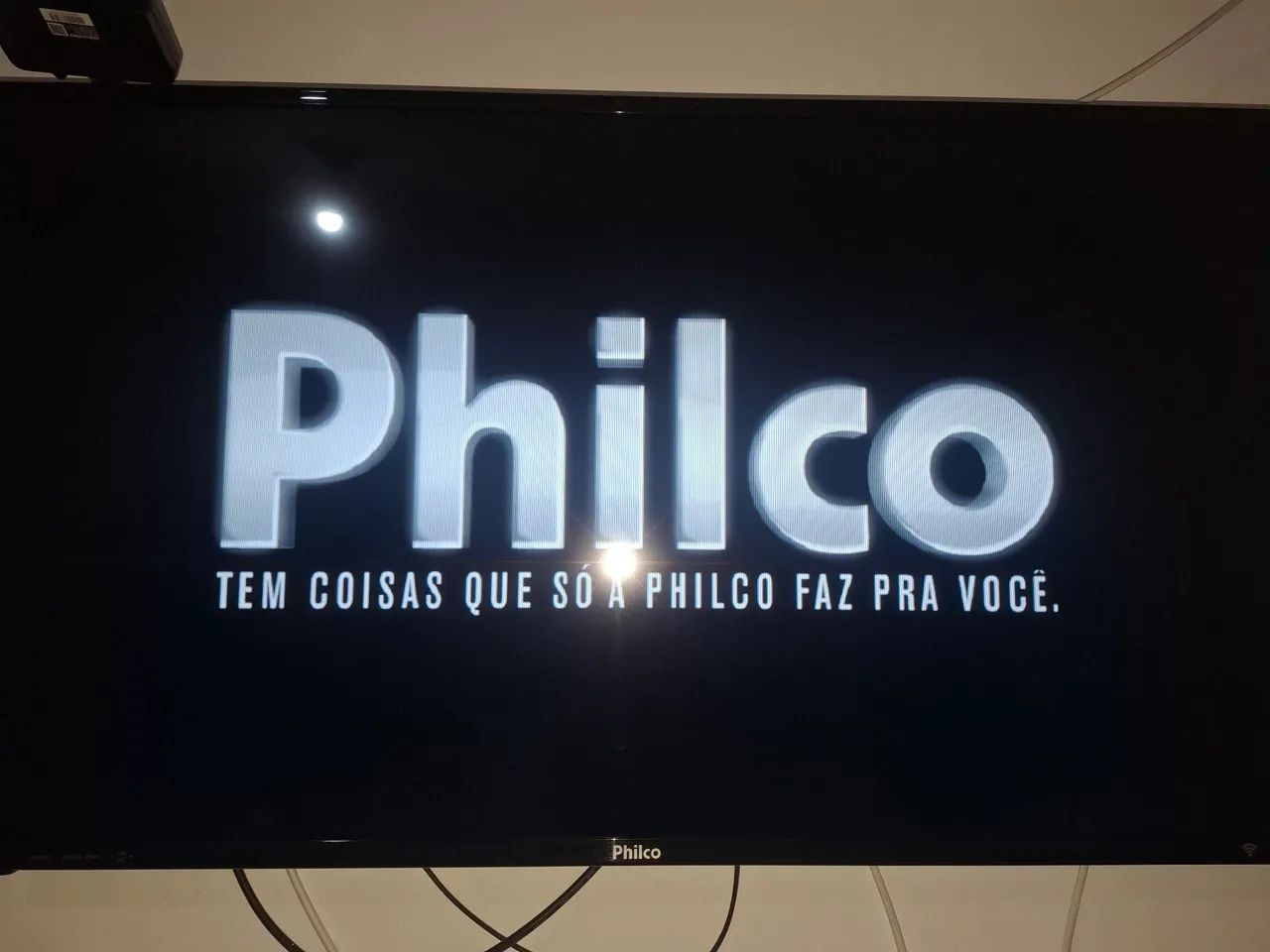 Televisão Philco 40 polegadas Stand by - Wi-Fi