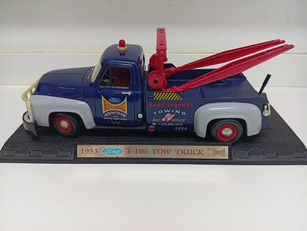 1953 Ford F-100 Tow Truck ミニカー Miniatura Ford F-100 Tow Truck Road Legends - Hobbies e coleções