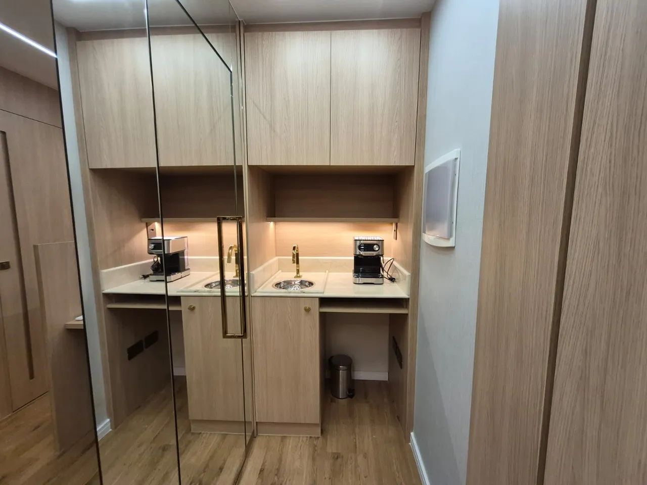 SALA MEDICA PARA ATENDIMENTO MOBÍLIA NOVA COMPLETA - Foto 2