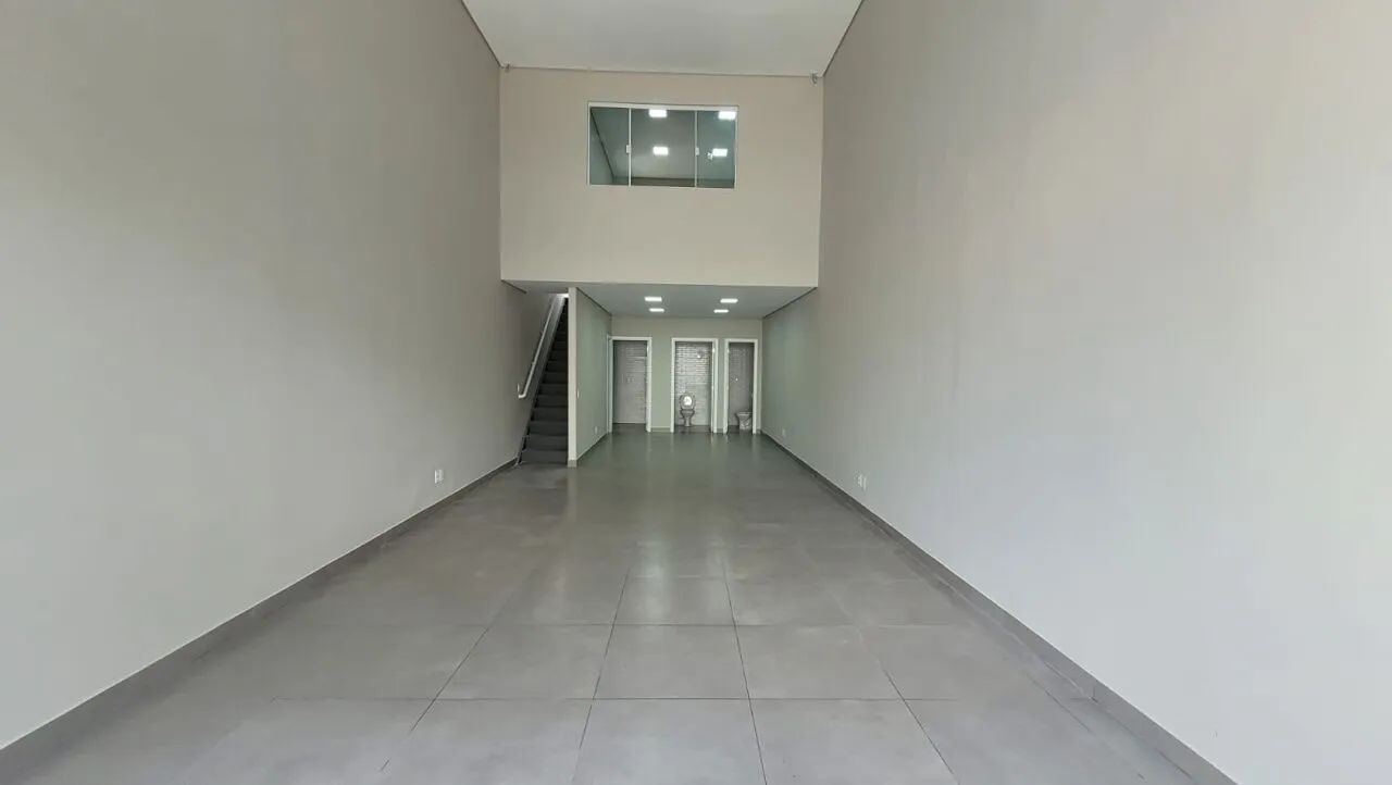 Loja Comercial no miolo da Vila Mascote