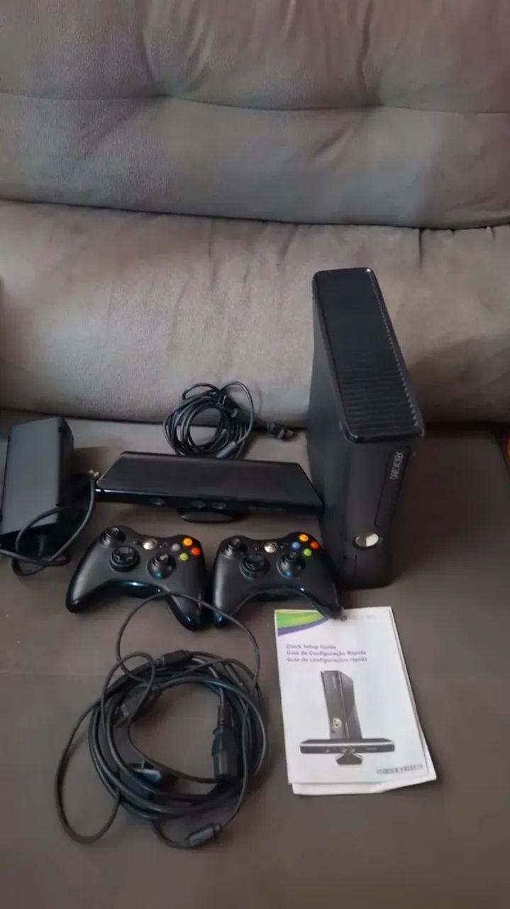 Xbox 360 250GB COM KINECT 