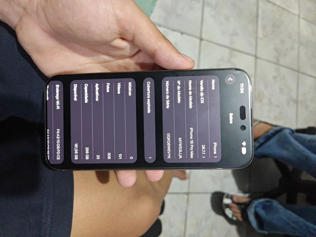 Iphone 16 pro max  - Foto 2
