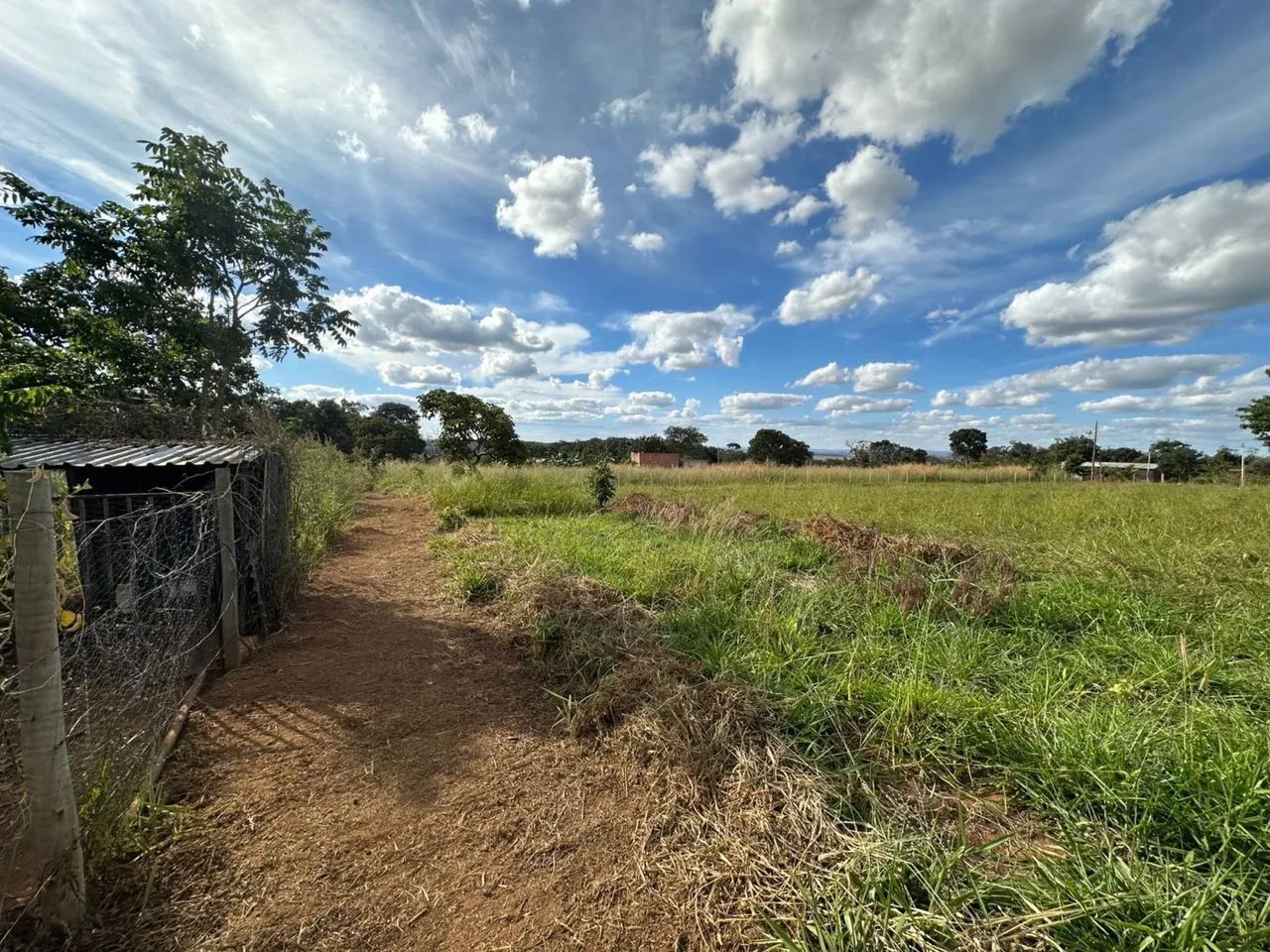 Chácara de 2.400m em Hidrolandia  - Foto 2