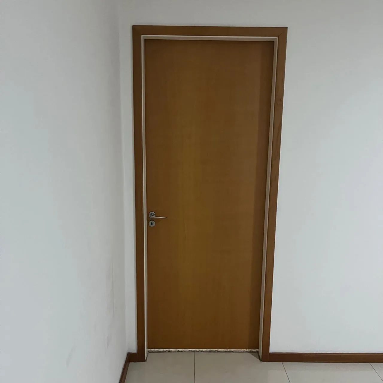 Porta MDF 80 cm louro freijó 