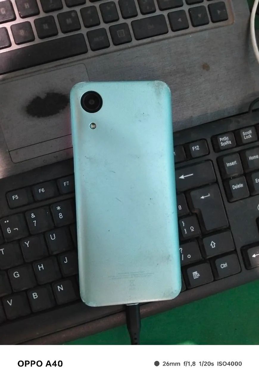 Samsung A 03 CORE/ tela trincada e entrada de voz chiando , porém funcionando normalmente - Foto 2