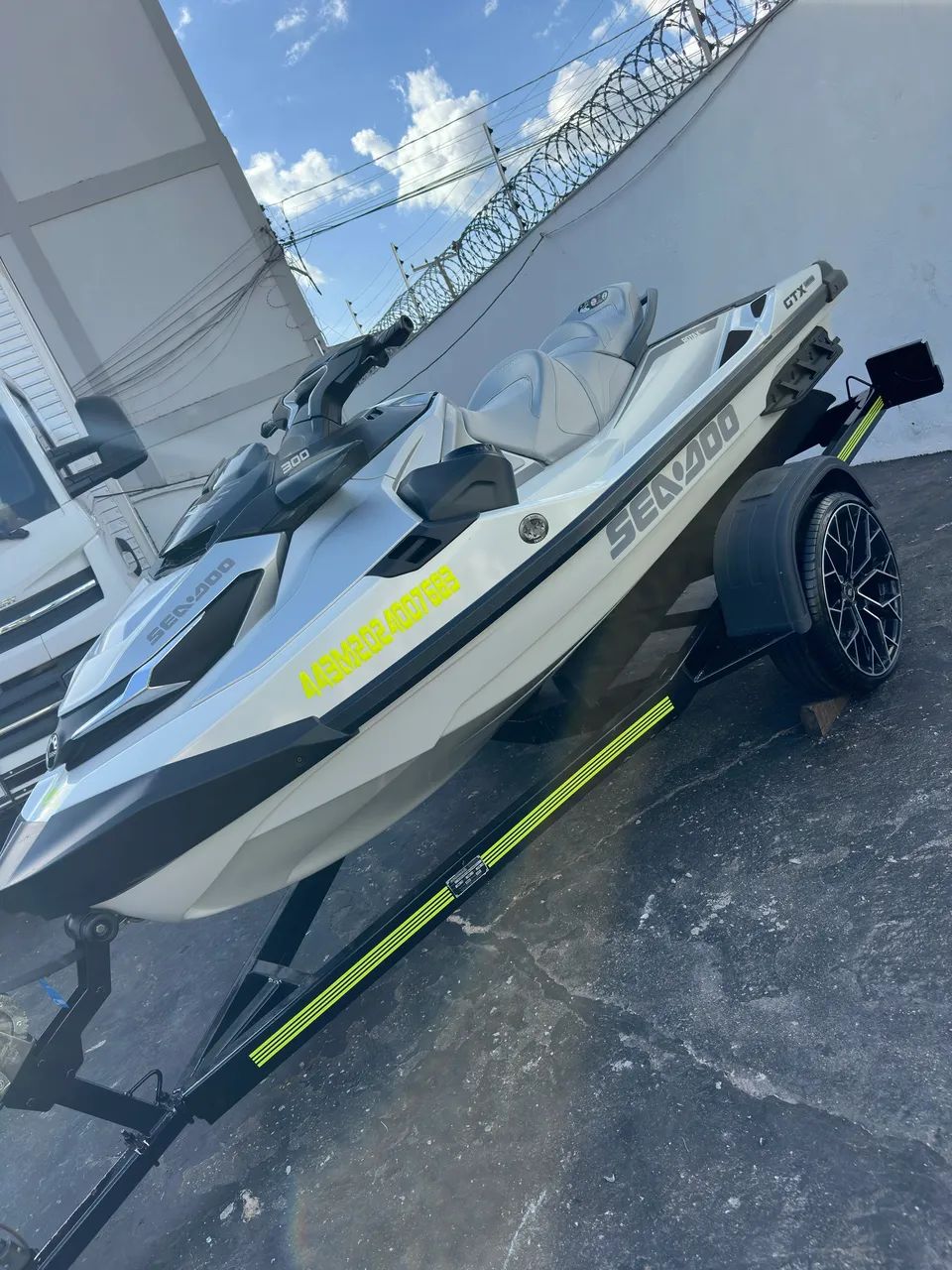 GTX 300 limited 