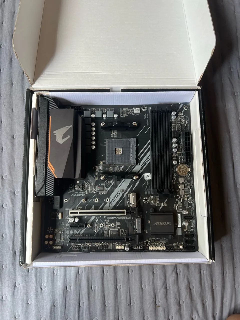 Placa mãe b550m aorus elite 