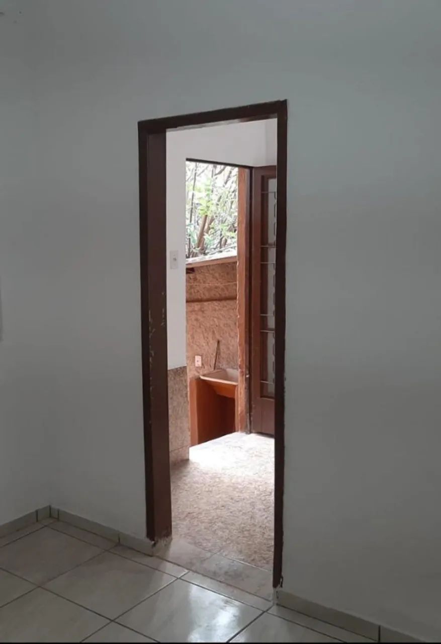 ALUGUEL CASA DE 01 QUARTO SÃO BERNARDO BH  - Foto 3