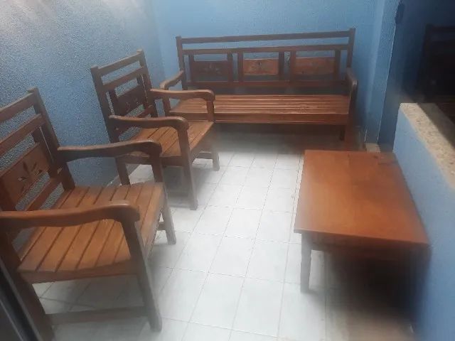 Kit com 1 Banco, 2 poltronas e uma mesa para Jardim