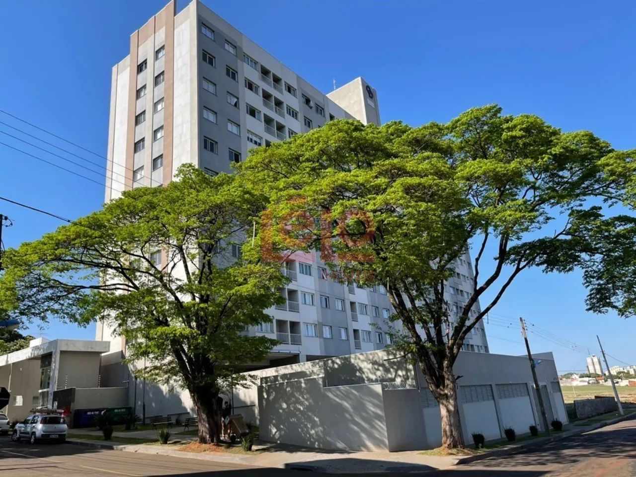 Apartamento mobiliado para alugar em Maringá próximo à Unicesumar, pronto para morar - Foto 2