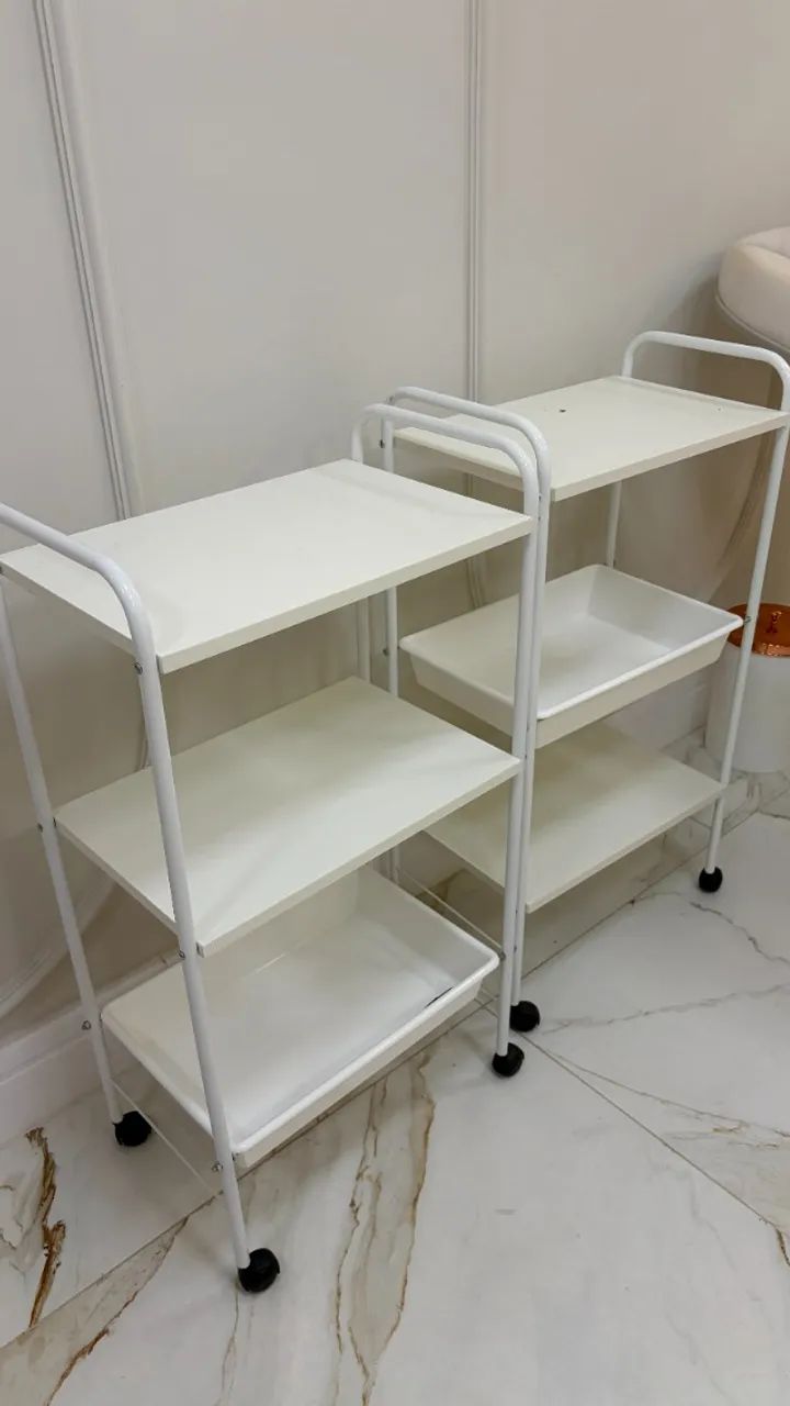 Carrinho auxiliar para estética