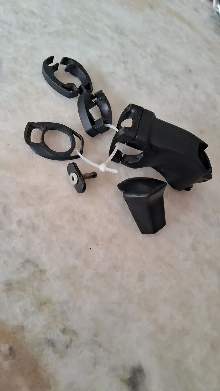 Vendo mesinha de bicicleta sentec rs1 ultimate