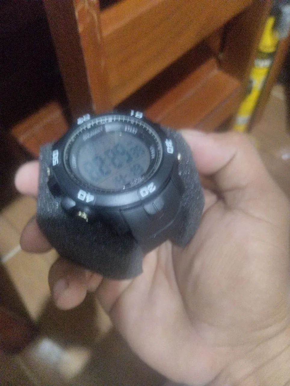 Bora comprar relógio a prova d'água 