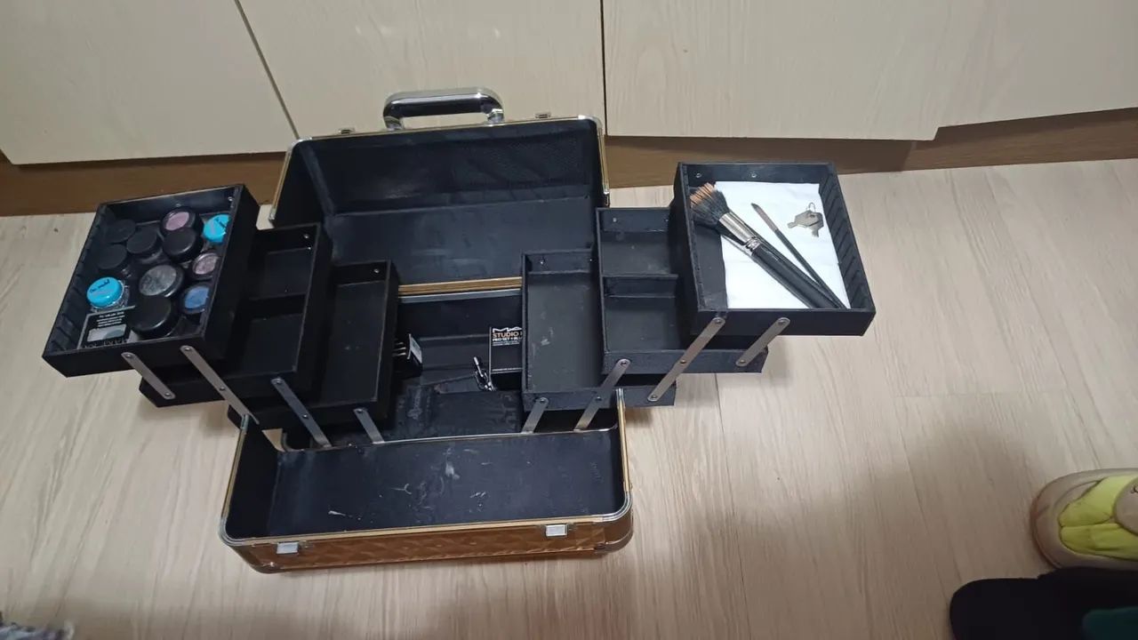 Maleta de maquiagem - Foto 4