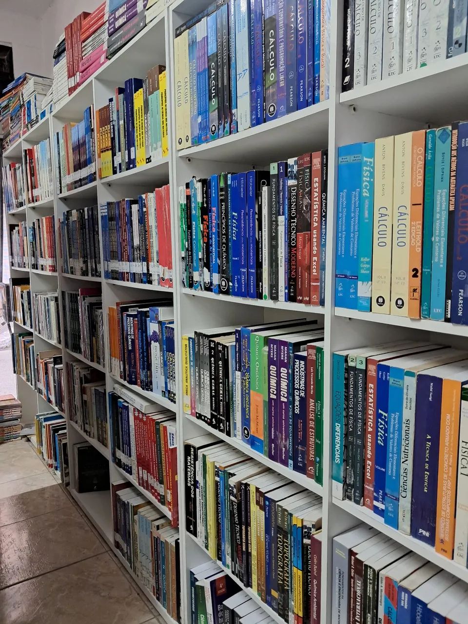 Livros de exatas - Foto 4