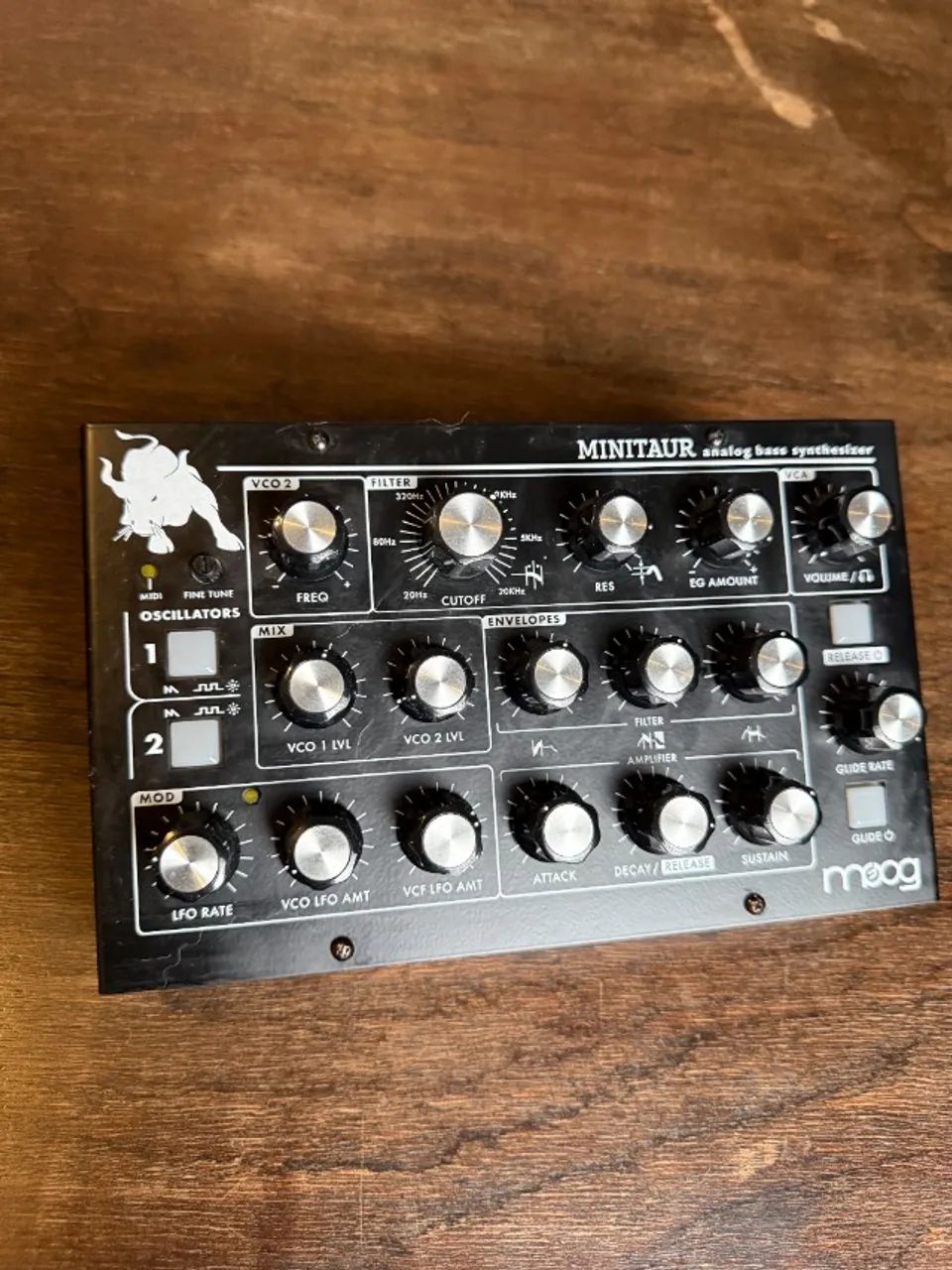 Moog Minitaur - Sintetizador Baixo Analógico - Estado de Novo