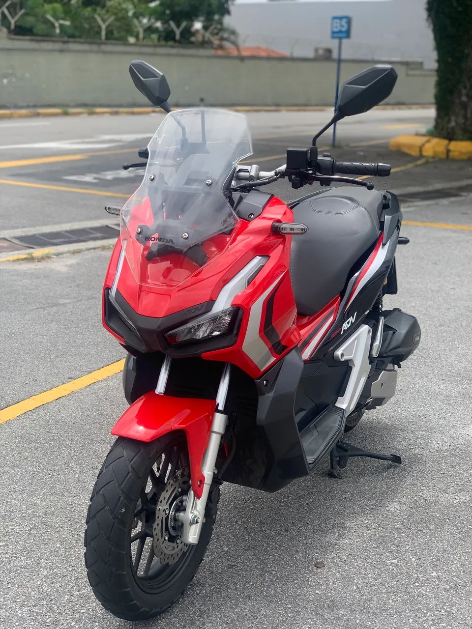 Honda ADV  - Foto 2