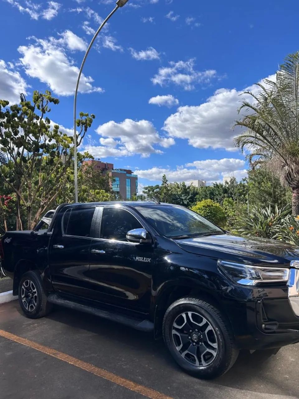 Toyota Hilux Hilux CD SRX 4x4 2.8 TDI 16V Diesel Aut. 2023