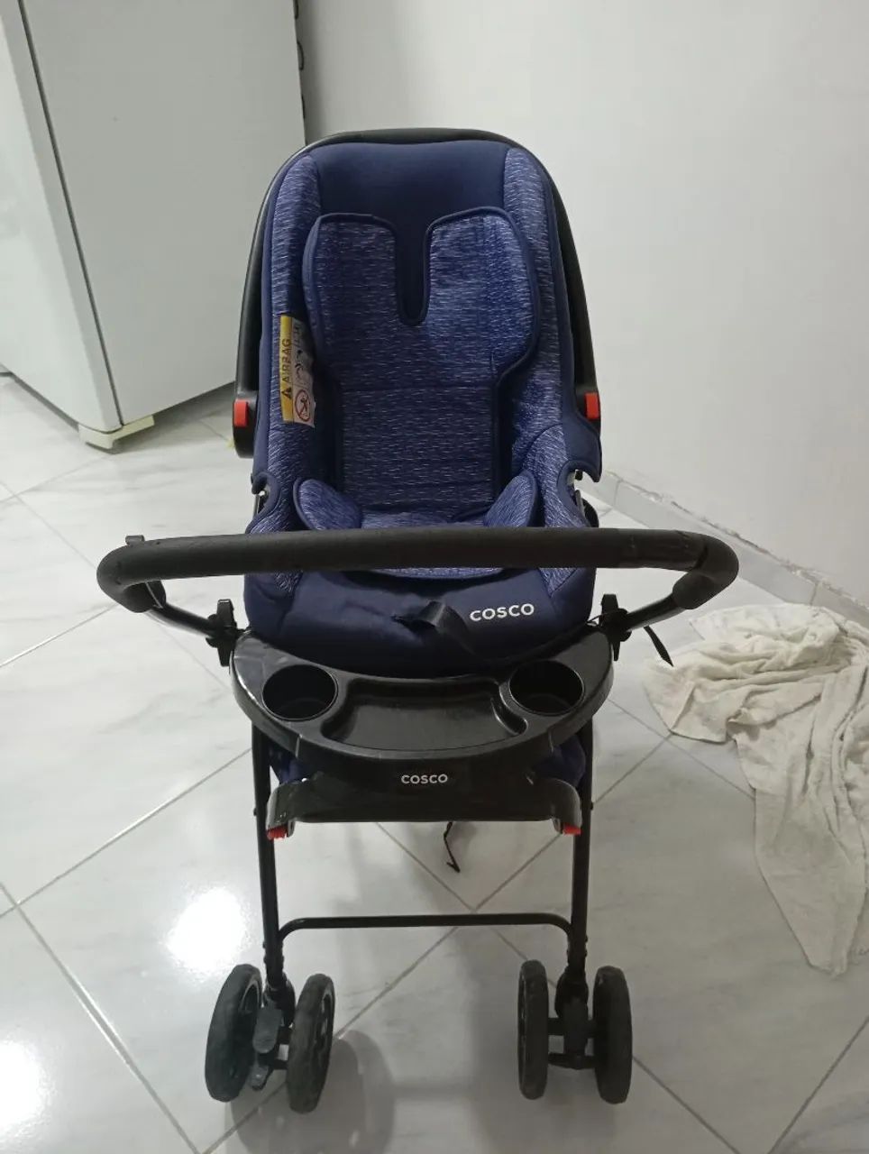  carrinho de bebê em perfeito estado - Foto 5