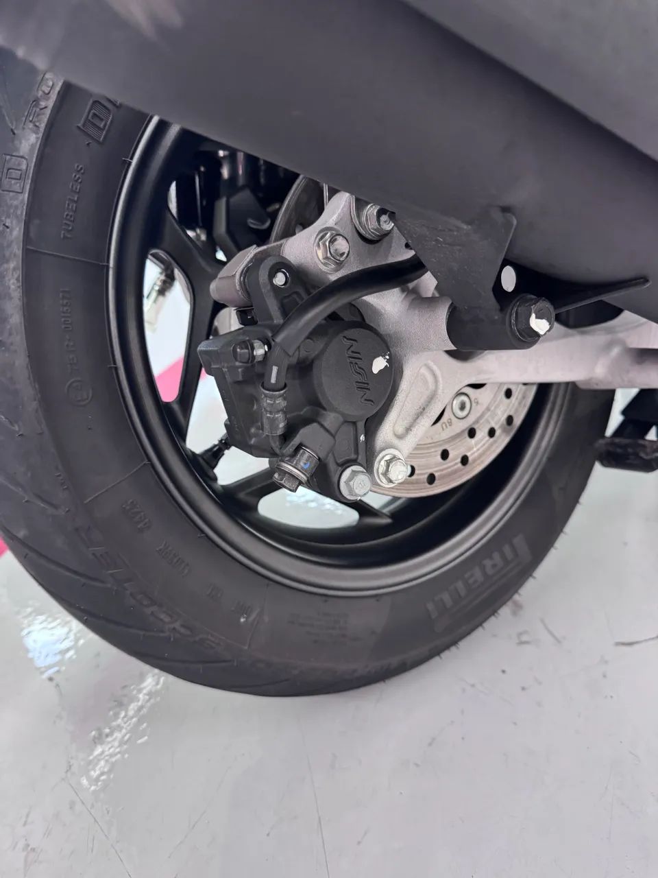 HONDA  PCX DLX PRATICAMENTE ZERO KM - Foto 4