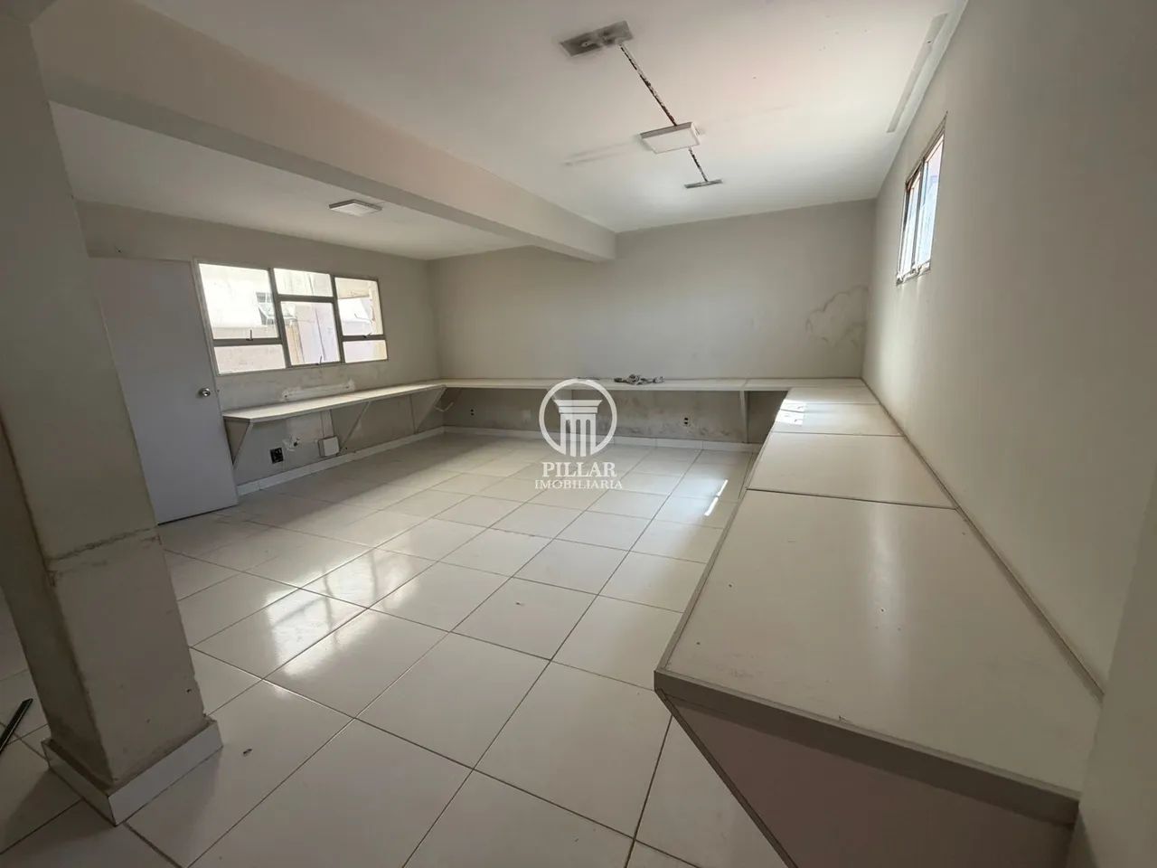 SALA COMERCIAL PARA LOCAÇÃO NO CENTRO DE MONTES CLAROS/MG