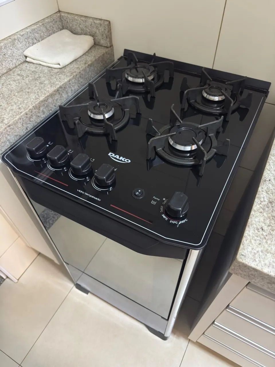Fogão 4 bocas Dako