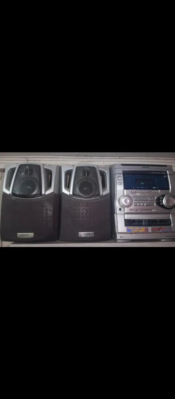 Radio com caixas de som