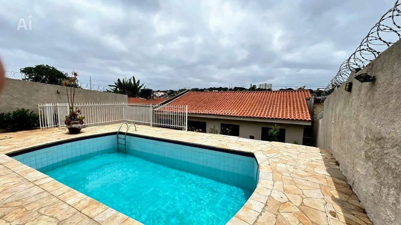 Casa à venda no bairro Abadia.