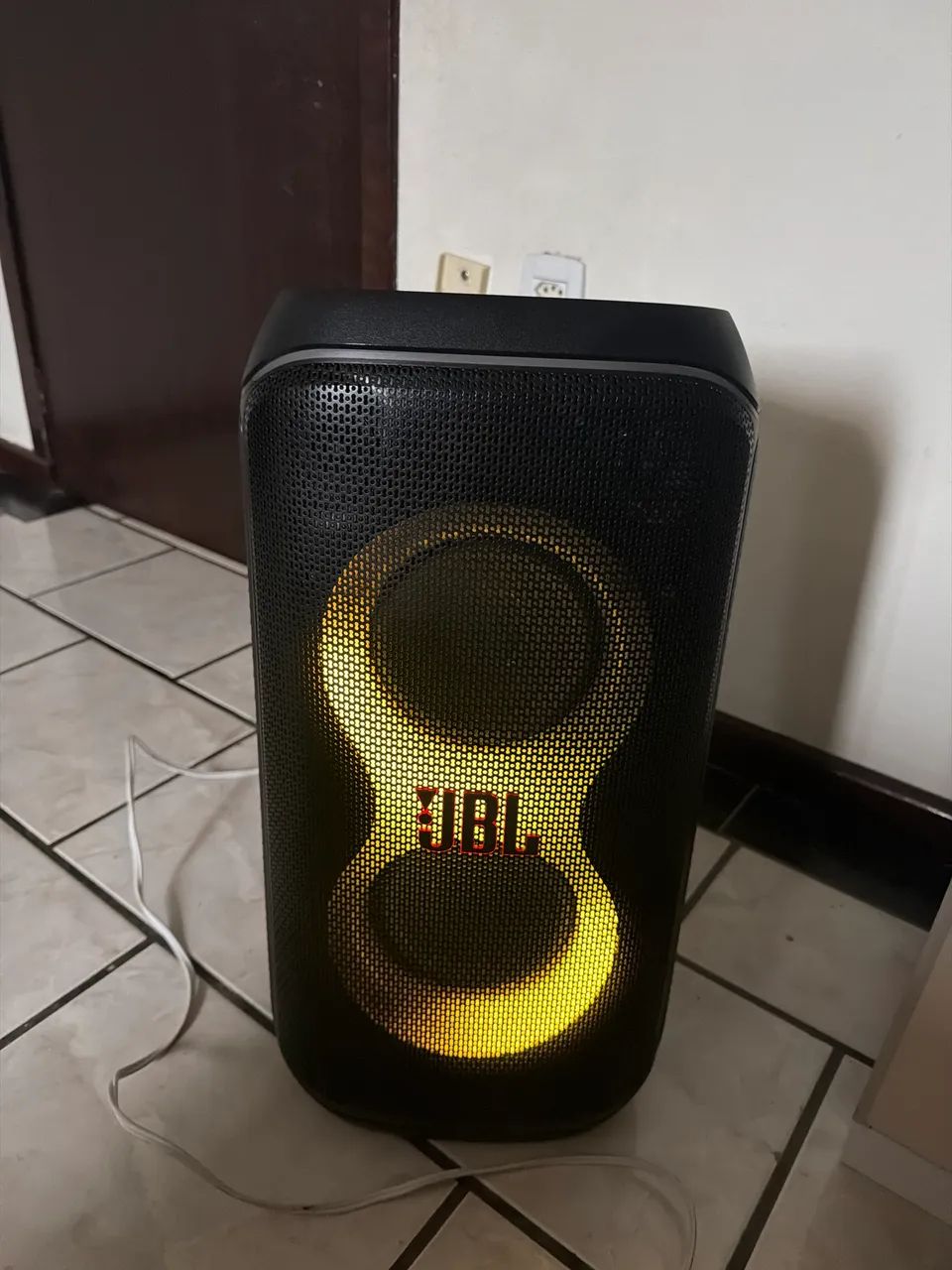 Jbl party box 120