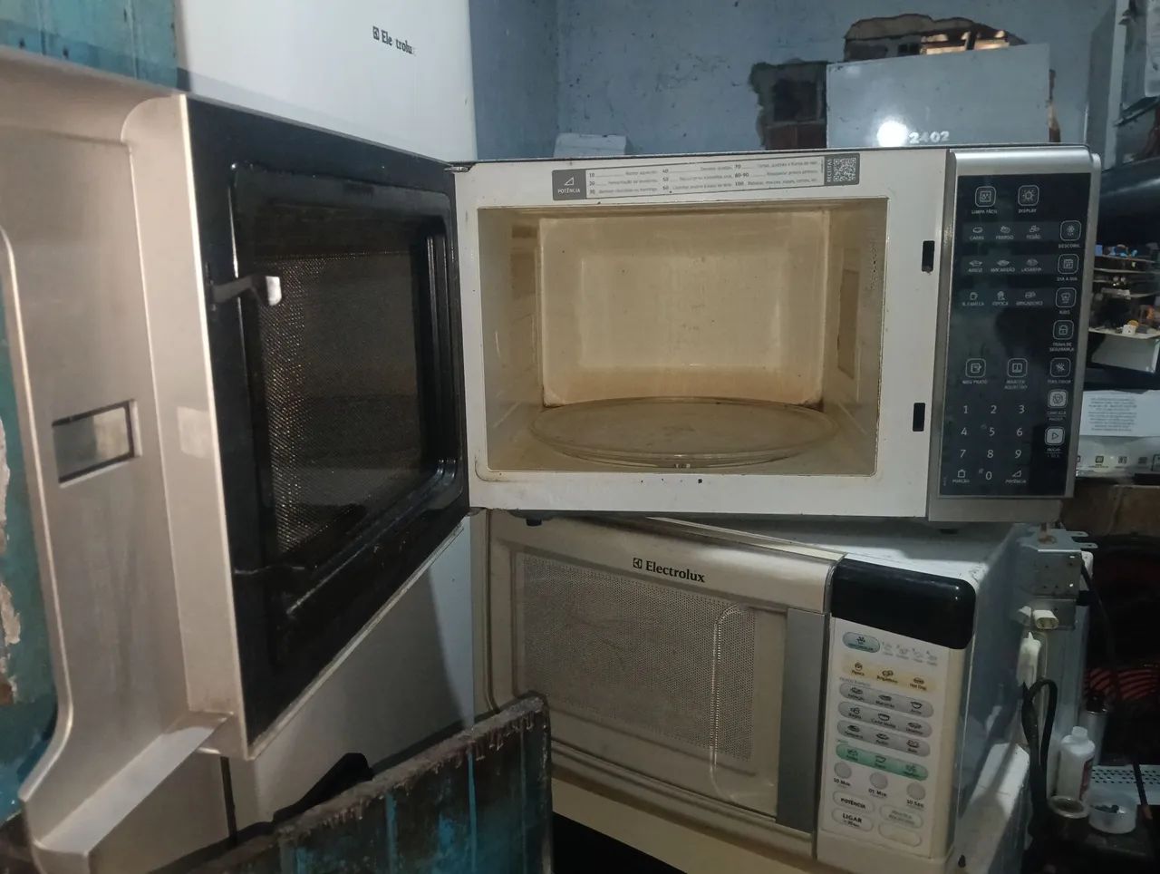Microondas Eletrolux 31litros  - Foto 4