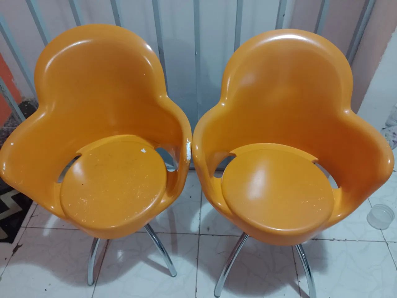 Vendo essas cadeiras  - Foto 2