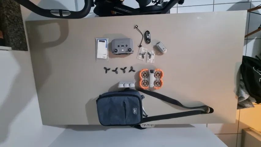 Drone Dji Neo Fly More Combo 3 Baterias 6 Helices de reposição Lanterna Voo Noturno - Foto 5