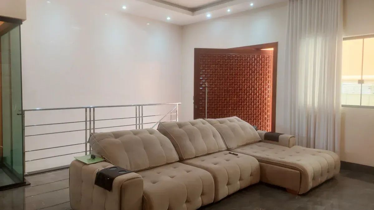 Sobrado com 4 Quartos e Acesso ao Córrego em Nerópolis - Foto 3