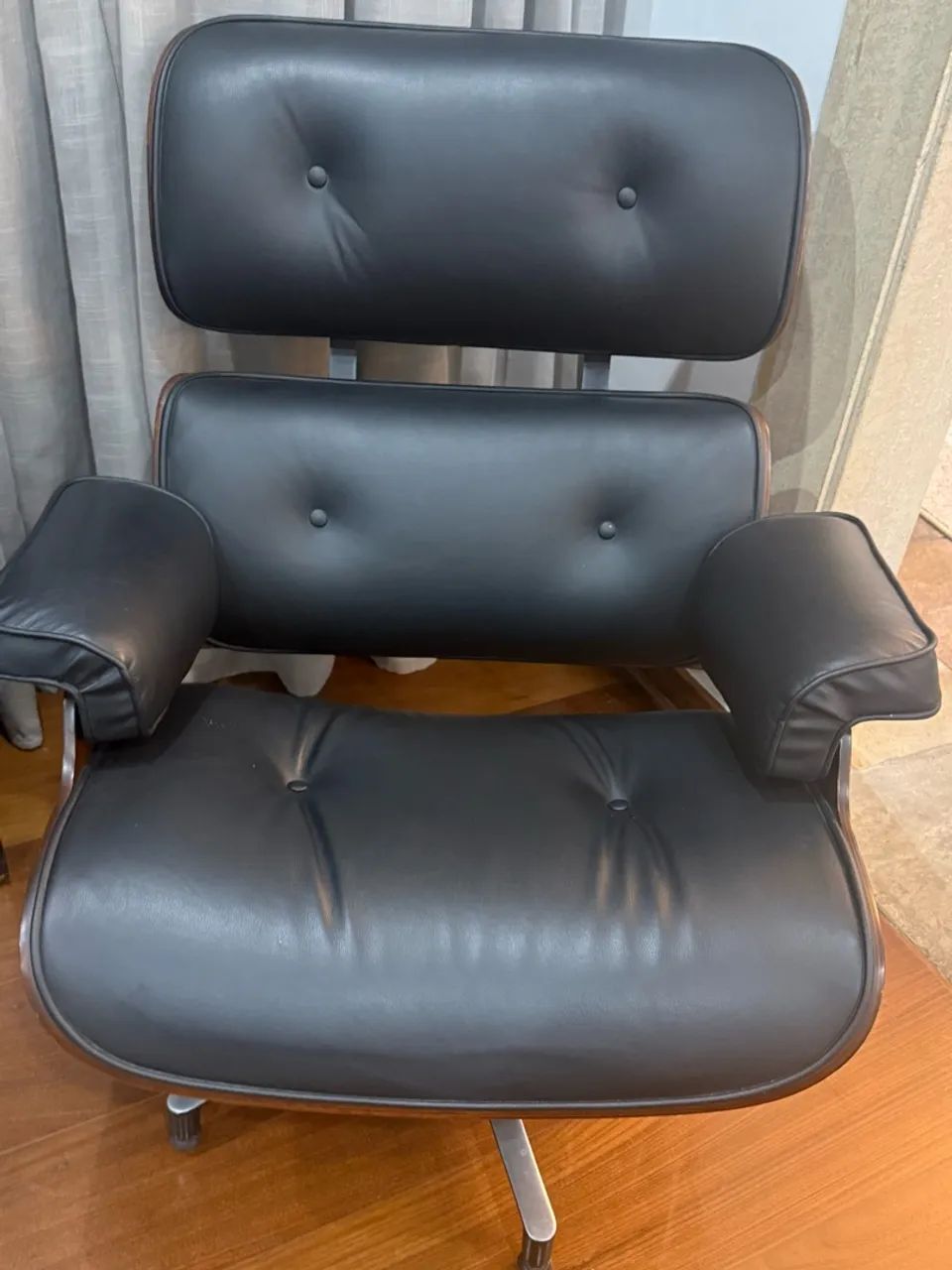 2 poltronas modelo charles Eames lounge chiar  - Foto 4