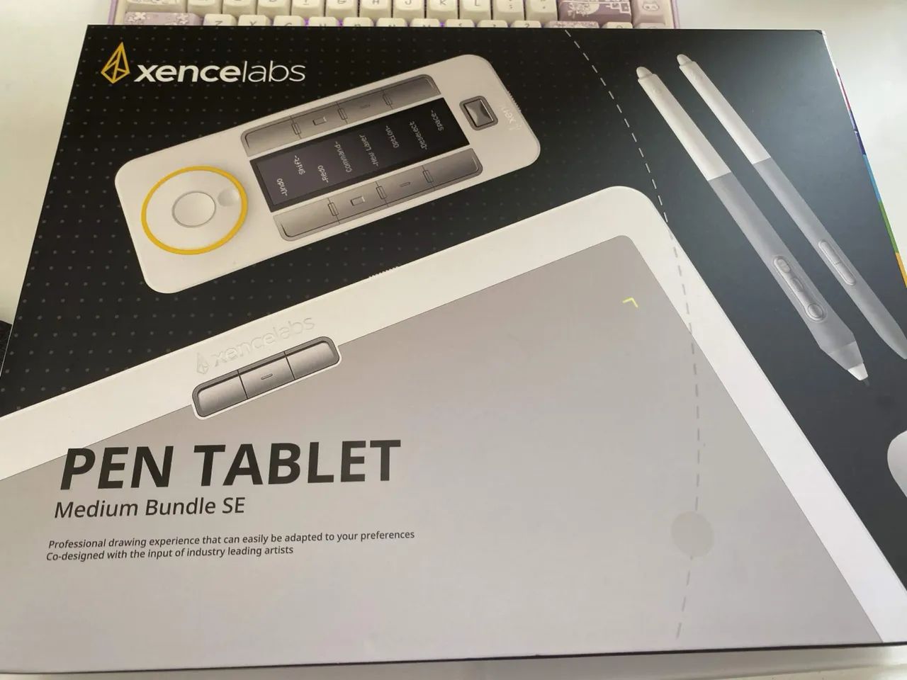 Mesa Digitalizadora Xencelabs Bundle Pen Table Medio SE, Com Caneta, 5.8", Branco  - Foto 3