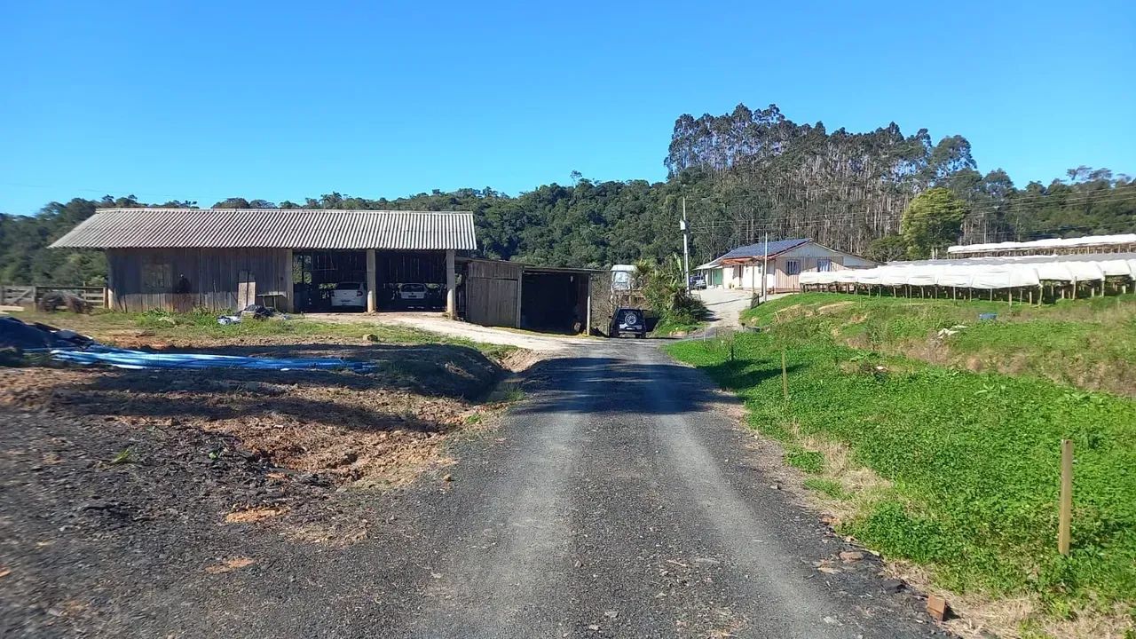 Terreno em Rancho Queimado 16.000 m²