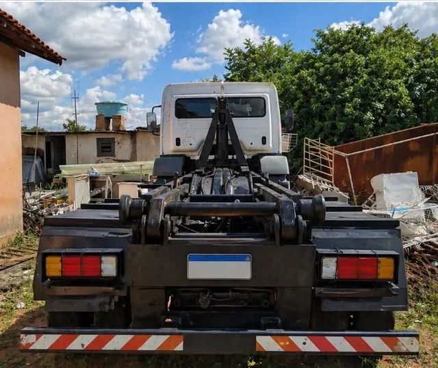 Caminhão rollon Axor 3344  - Foto 4