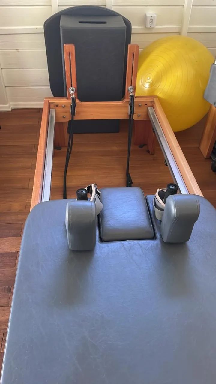 Vendo Reformer Kuffer em ótimas condições. - Foto 3