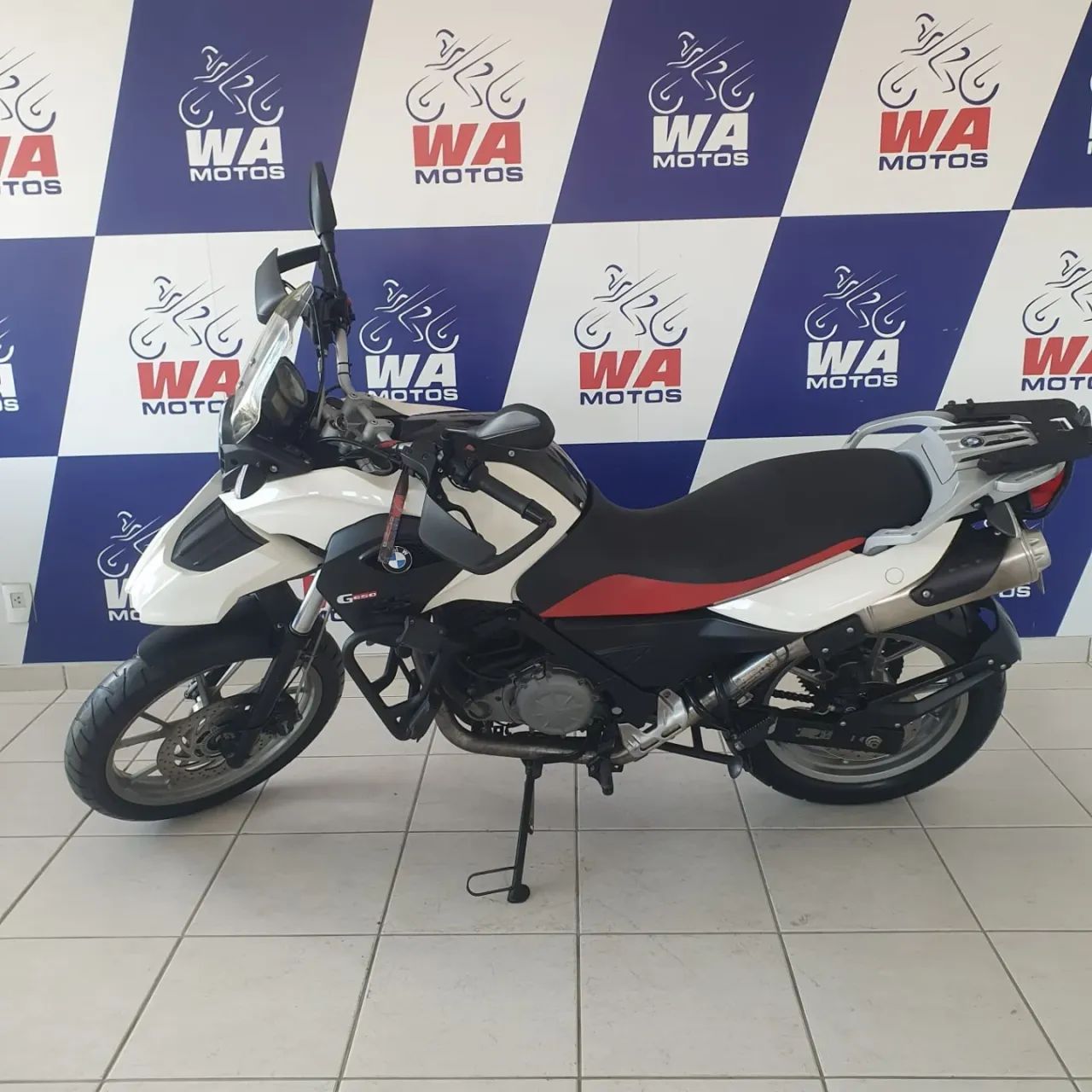 BMW G 650 GS BRANCO 2014 - Foto 4