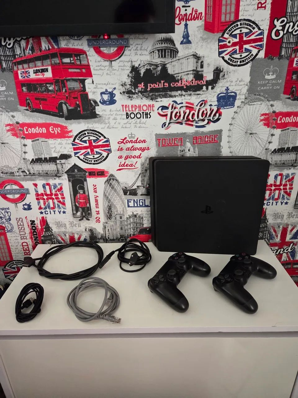 PlayStation 4 (PS4) Slim