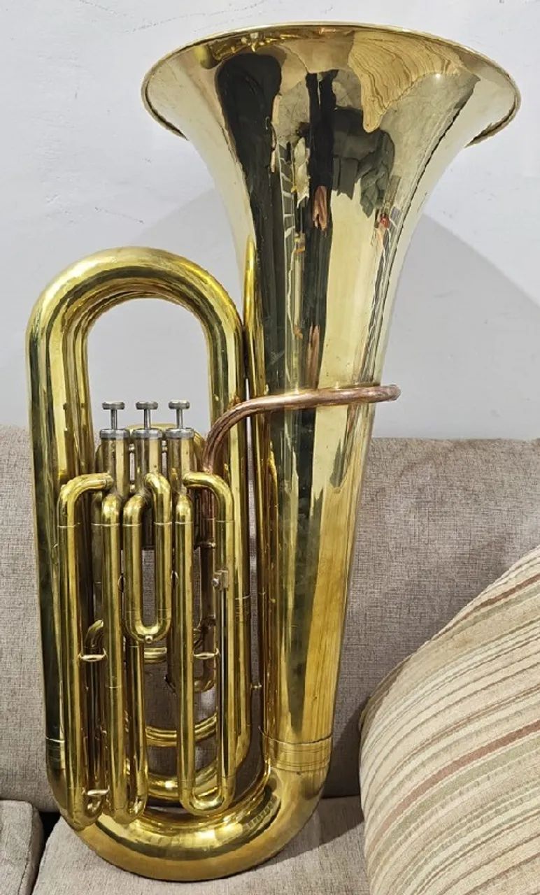 Tuba Compacta B M usada  