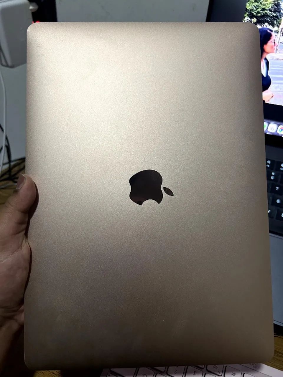 MacBook Air M1 2020 | 8GB RAM | 256GB SSD | Excelente