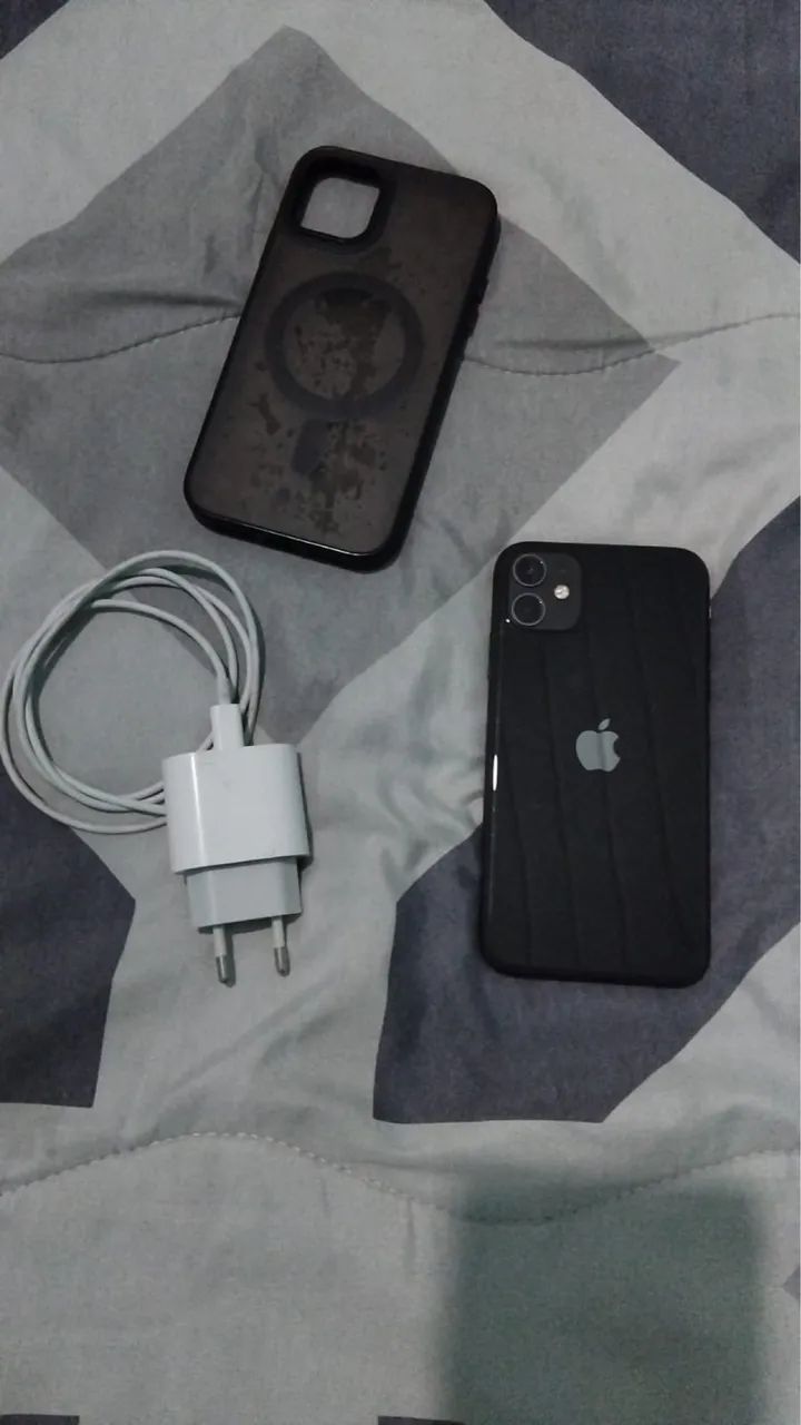iPhone 11 64GB - Conservado - Celulares e Smartphones - Nova