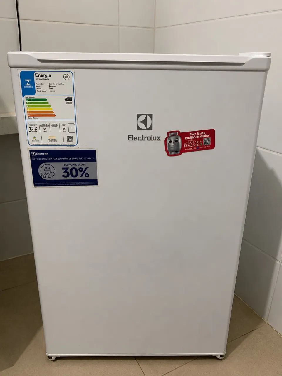 Frigobar Eletrolux 90l