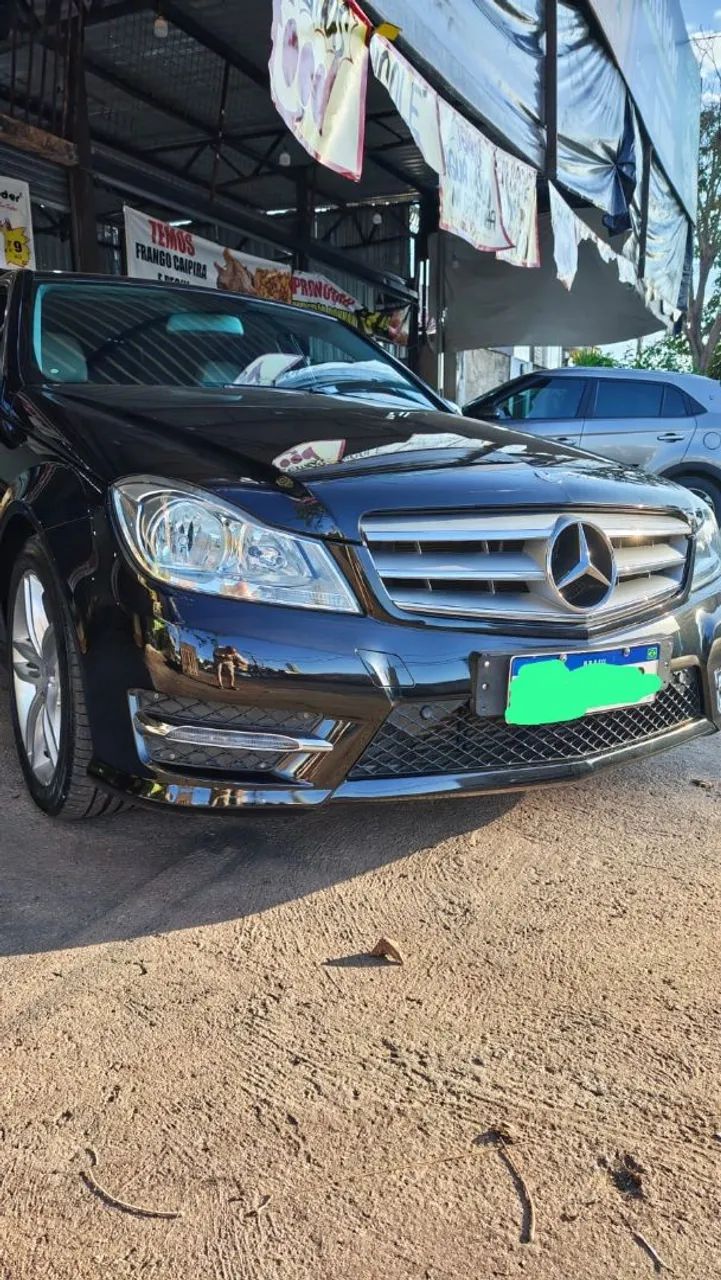 Mercedes-Benz C-180 CGI Sport 1.6 TB 16V 156cv Aut. 2013